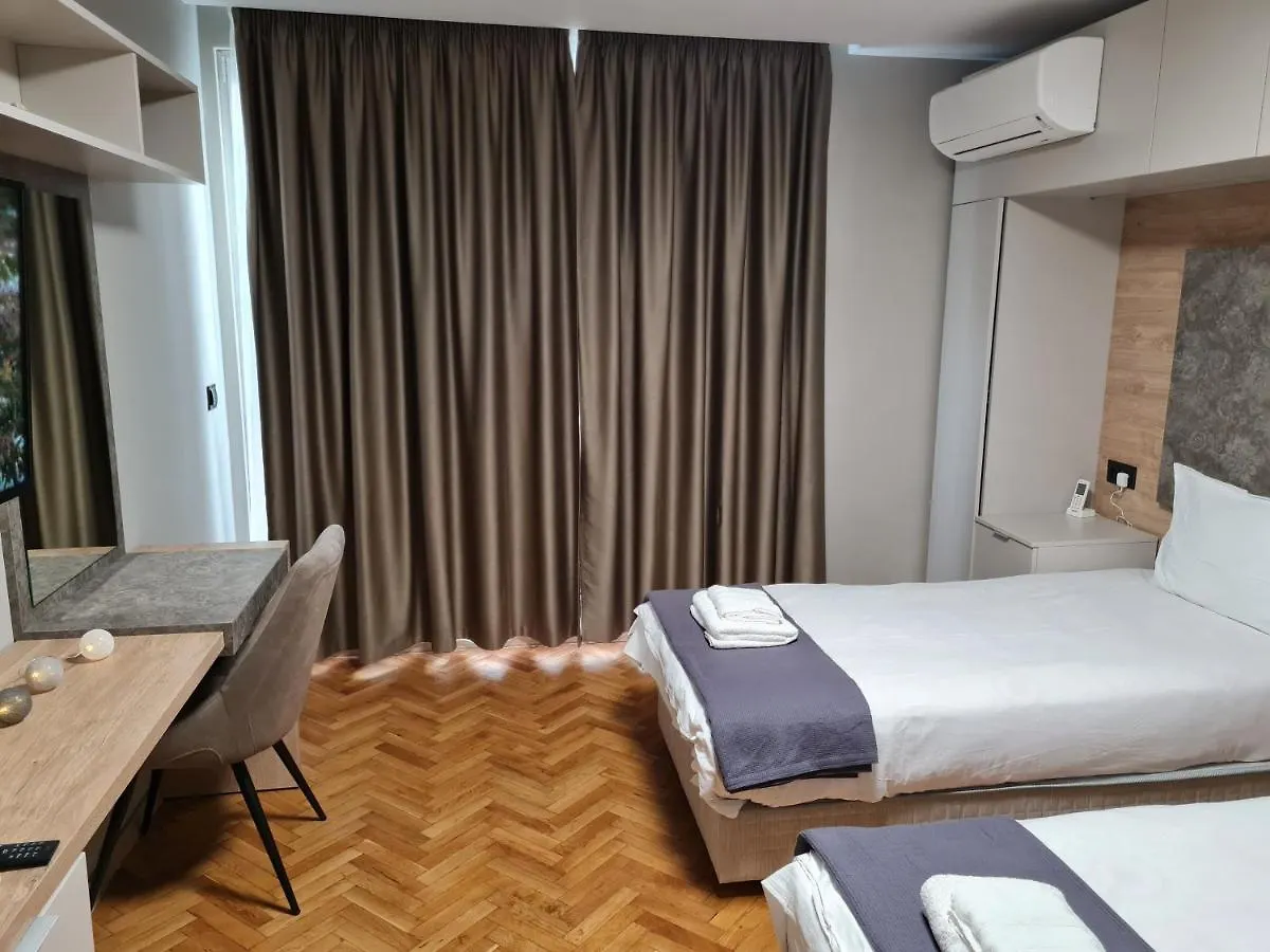 Ilinden, Renovated Apt In City Center Βάρνα Διαμέρισμα